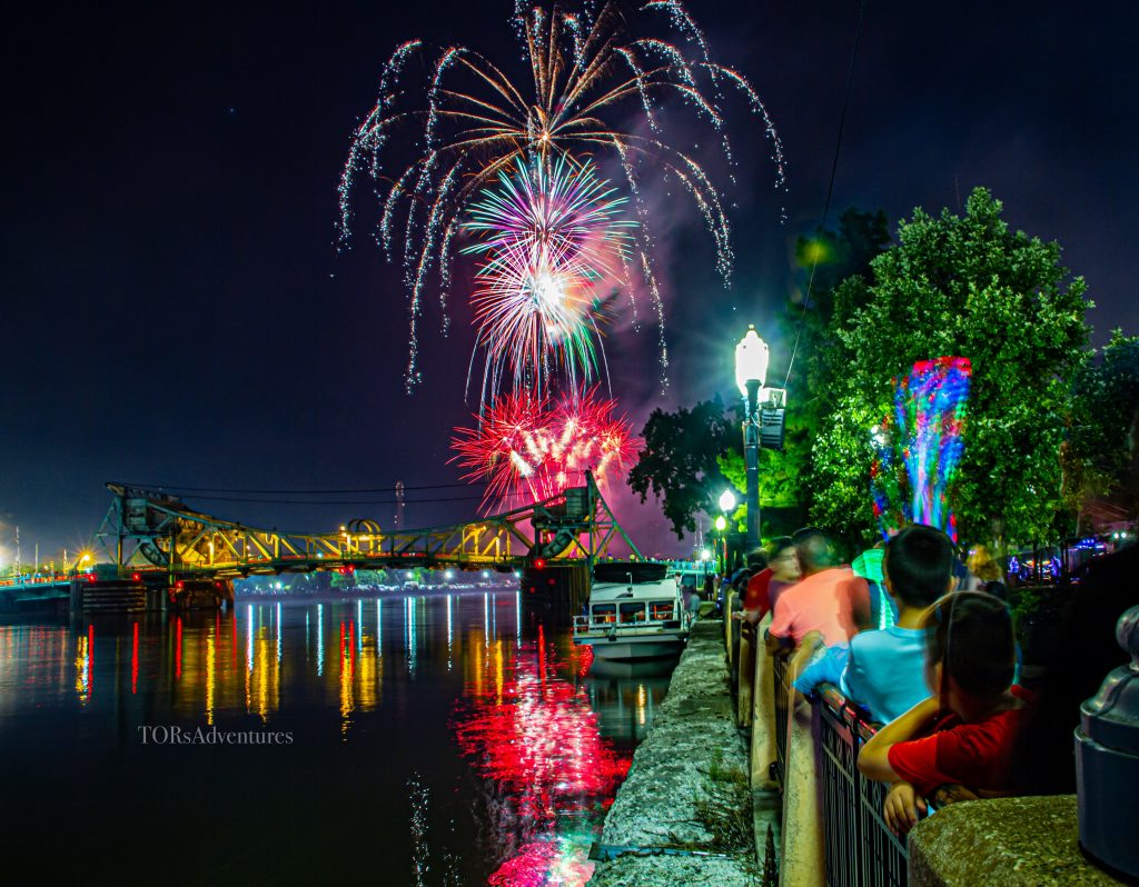 4th of July - Bicentennial Park ⋆ TORsAdventures